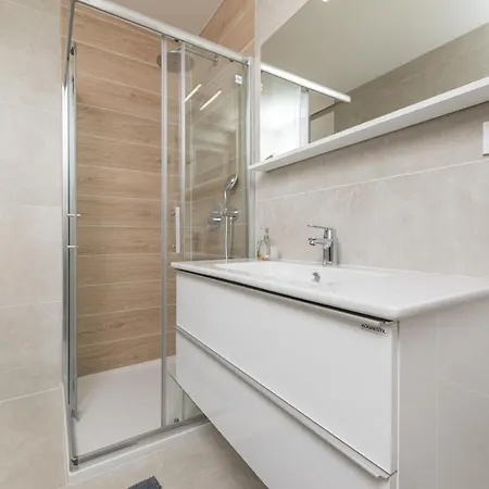 Sucic 2 Apartamento Soline (Krk)